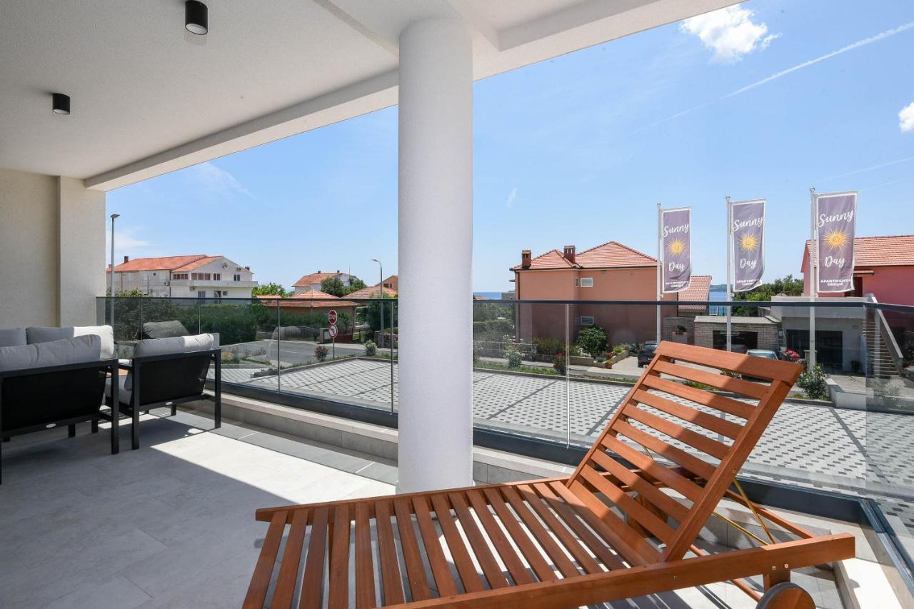 Sunny Day Luxury Holiday Apartments Orebic Exterior photo