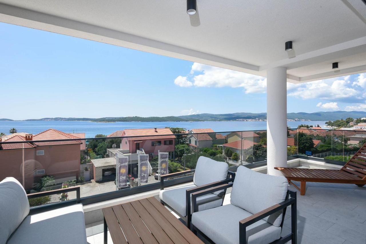 Sunny Day Luxury Holiday Apartments Orebic Exterior photo